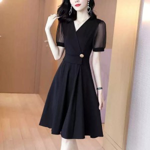 RM6904#夏季新款短袖纯色连衣裙显瘦法式复古赫本风小黑裙气质中裙女