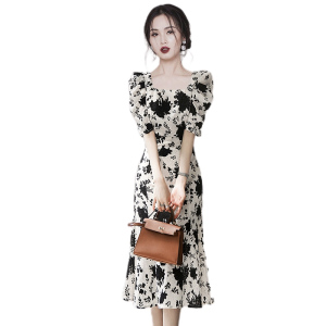 RM8852#连衣裙瑞丽甜美淑女宽松型X型荷叶边裙方领长裙