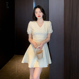 RM8646#夏季新款时尚V领暗花收腰显瘦短款A字连衣裙
