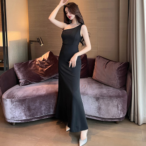 RM18606#新款款宴会主持人显瘦鱼尾高贵优雅单肩晚装连衣裙