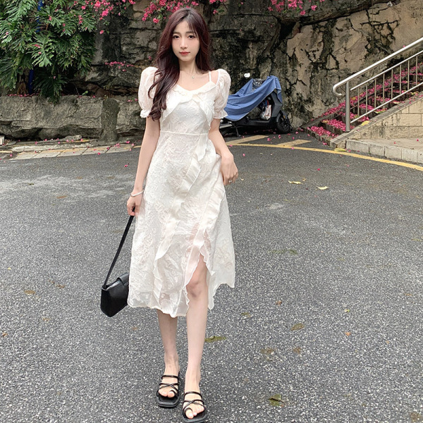 RM7368#公主法式花边设计提花白色显瘦连衣裙小众V领开衩裙子