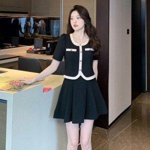 RM11846#韩版名媛甜美减龄气质短袖连衣裙两件套时尚粉色百褶套装裙