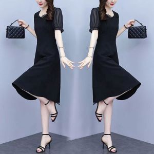 RM9681#黑色大码短袖连衣裙2023新款轻奢简约遮肚子显瘦中长款拼接裙子