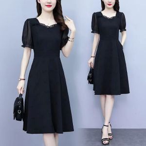 RM9681#黑色大码短袖连衣裙2023新款轻奢简约遮肚子显瘦中长款拼接裙子