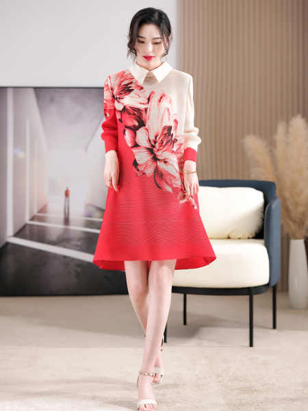 RM7430#春秋季优雅渐变红白印花气质女装显瘦减龄mm装长袖连衣裙