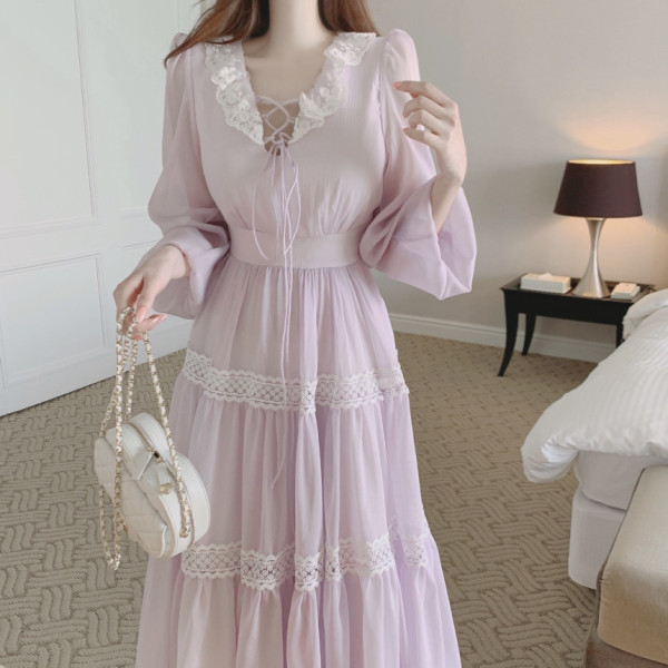 RM8575#韩版 INS  法式气质温柔显瘦设计感紫色长裙