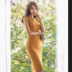 RM8104#女神范时尚显瘦名媛气质包臀2023夏季新款女圆领无袖连衣裙