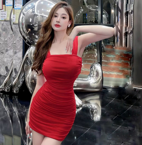 Real time photo of pure desire square collar mesh short sleeved dress for women in summer， high-end temperament， waist c