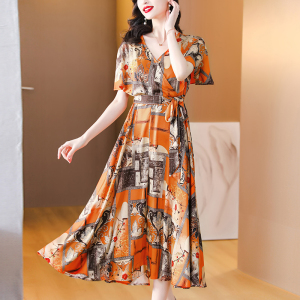RM11597#气质连衣裙2023新款高级感气质减龄时尚大码显瘦真丝碎花裙子
