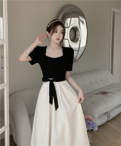 RM10073#夏季新款法式赫本风设计感方领收腰显瘦连衣裙拼色小众长裙