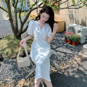 RM12531#法式白色连衣裙女夏季高级感轻礼服气质名媛V领收腰仙气