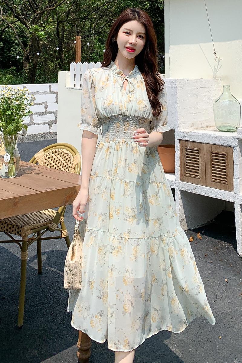 實拍短袖甜美溫柔系碎花連衣裙女裝春季2023新款系帶收腰中長款