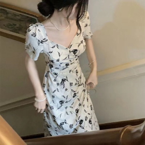 RM8570#方领茶歇法式连衣裙女夏季不规则开叉遮肉显瘦碎花裙子