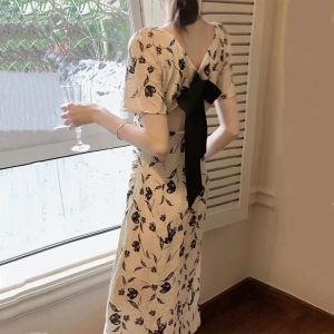 RM8570#方领茶歇法式连衣裙女夏季不规则开叉遮肉显瘦碎花裙子
