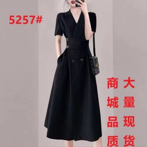 RM12318#轻奢高级感黑色西装连衣裙2023夏季新款女装小众复古收腰V领裙子