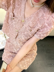 RM8592#高级感名媛小香风粉色蕾丝短款上衣半身裙套装小个子夏天两件套