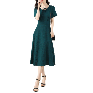 RM9505#高品质绿色连衣裙遮肉遮肚遮胯显瘦衬肤色过膝裙子2023夏新款