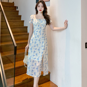 RM21984#夏季碎花甜美印花系带方领开叉茶歇温柔风中长款连衣裙