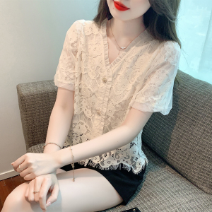 RM11169#夏季新款木耳边V领镂空蕾丝短袖衬衫女设计感小众上衣