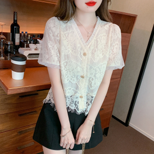 RM11169#夏季新款木耳边V领镂空蕾丝短袖衬衫女设计感小众上衣