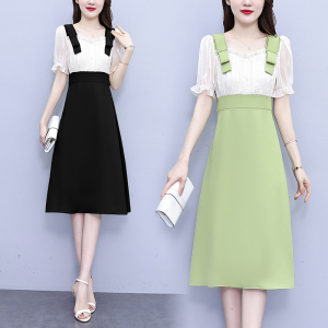 RM11420#大码女装实拍2023年夏季新款法式气质高腰方领减龄显瘦连衣裙女