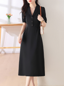 RM9340#黑色连衣裙女法式V领复古赫本小黑裙收腰显瘦气质中长裙