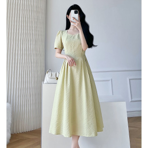 RM9575#夏季方领连衣裙子茶歇法式气质别致高级感显瘦长裙2023年新款女装