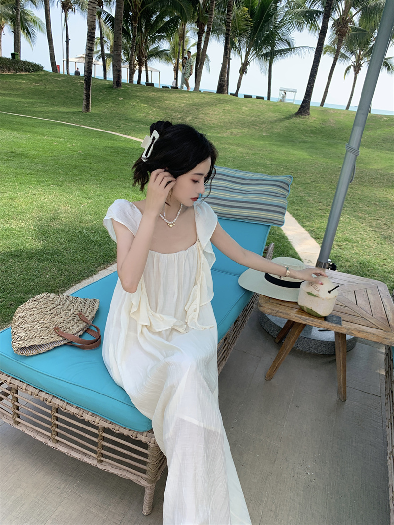 dressholic 法式露背荷葉飄帶吊帶連衣裙 度假風性感溫柔慵懶裙子