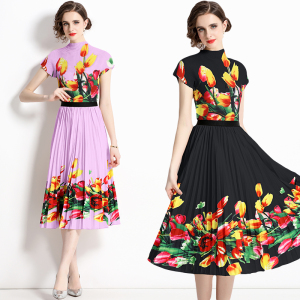 RM9547#3.2米超大裙摆 2023洋气印花三宅皱褶时尚套装两件套