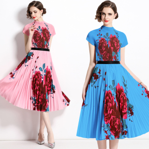 RM9548#3.2米超大裙摆 2023洋气印花三宅皱褶时尚套装两件套