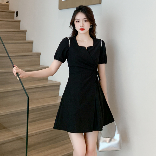 RM11783#赫本风黑色连衣裙2023女新款夏季泡泡袖别致女装裙子