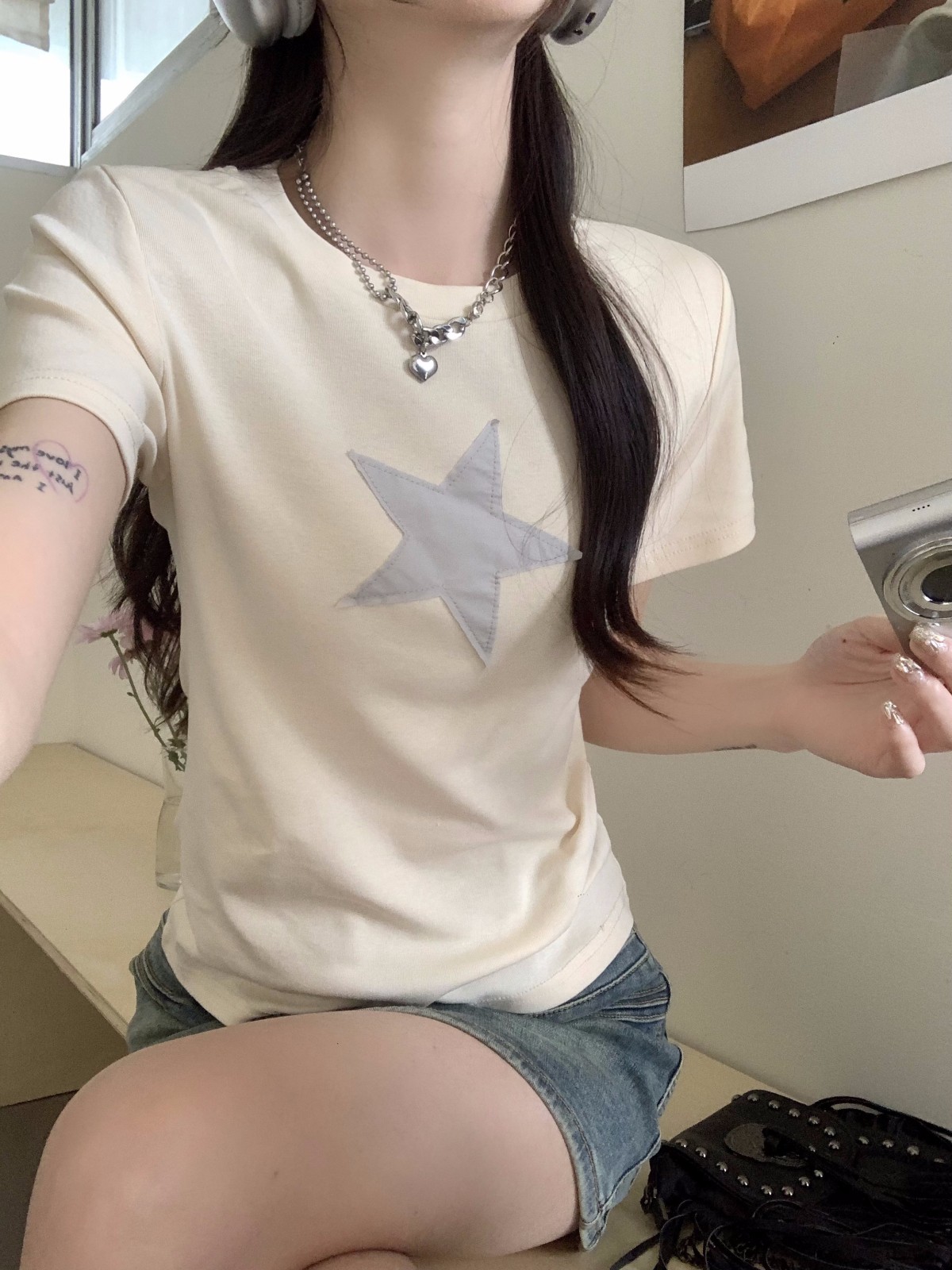 Actual shot of spring and summer Korean style hot girl star patch design pure cotton round neck short-sleeved T-shirt women's tops