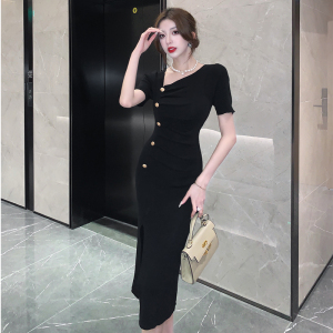 2023 Summer New New Chinese Classic Black Asymmetric Oblique Collar Pinched Pleated Split Show Thin Style Knitted Dress