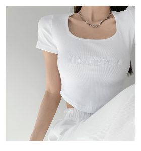 RM10219#美式复古字母刺绣修身打底衫方领低胸露锁骨短袖T恤露脐高腰上衣