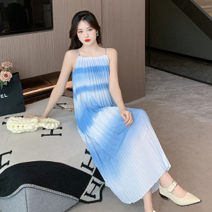 RM11807#法式蓝色渐变吊带设计感连衣裙女2023夏季新款海边度假裙子