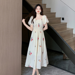 RM10442#夏季方领刺绣连衣裙
