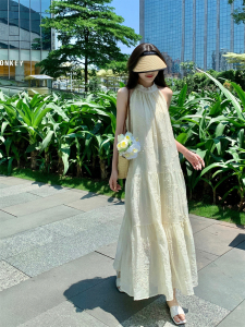 RM14911#小众复古肌理感花朵刺绣无袖挂脖气质长裙超仙度假风连衣裙