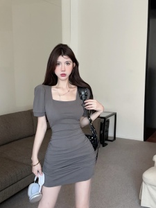 RM18313#辣妹性感露背短袖包臀裙女夏新款修身弹力方领别致显瘦连衣裙