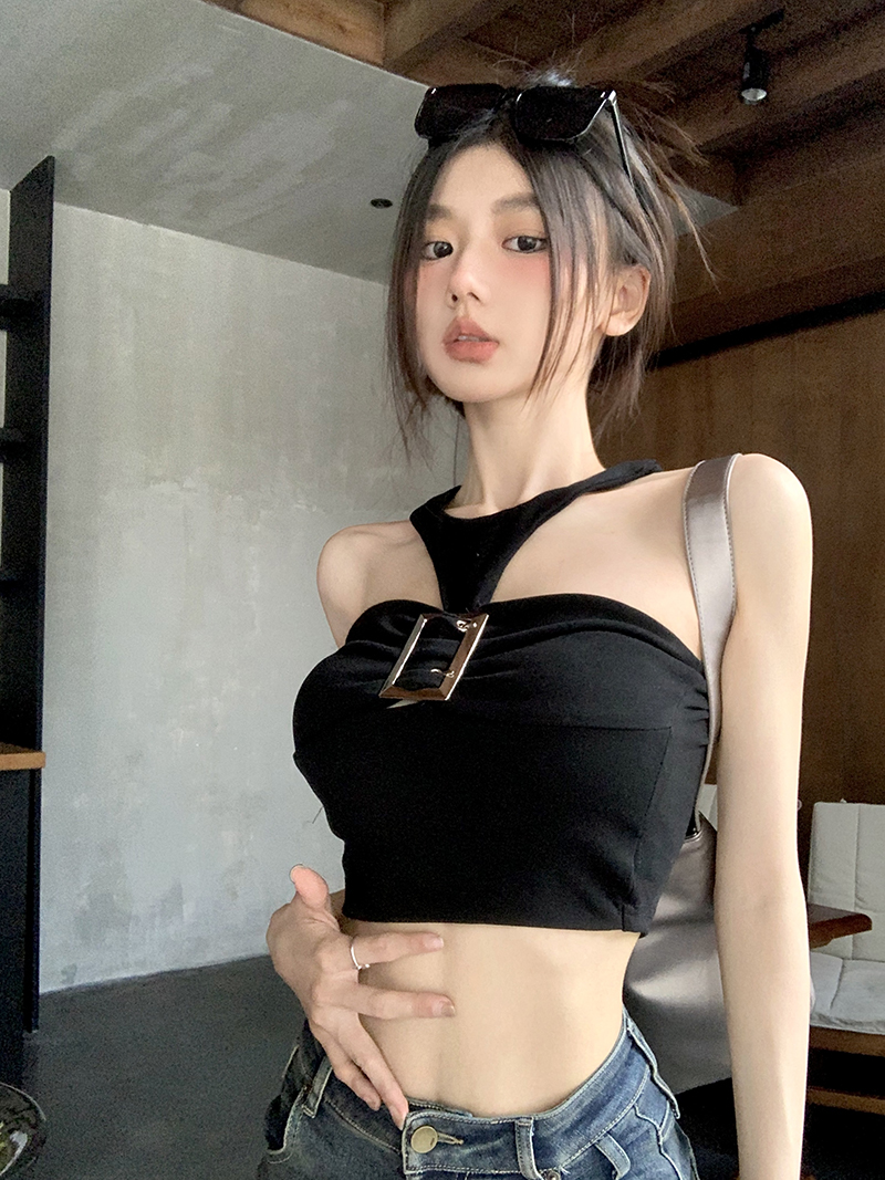 Real shot of sexy hot girl with pure lust style, niche temperament, slim metal buckle halter top for women