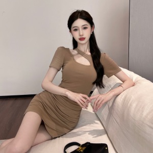 Hollow out heart machine design niche sexy tight fitting pleated buttocks wrap dress summer