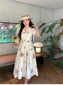TR55385#杏色重工刺绣连衣裙女夏季蕾丝拼接设计中长款大摆碎花裙