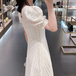 RM11837#法式高级感连衣裙女夏季2023新款气质蕾丝方领小个子收腰显瘦裙子