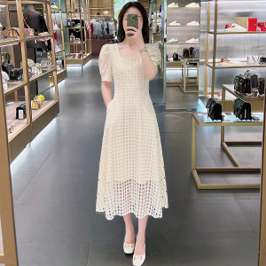 TR31841# 法式高级感连衣裙女夏季新款气质蕾丝方领小个子收腰显瘦裙子