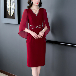 RM16384#新款重工气质婚礼妈妈装气质显瘦连衣裙红色结婚宴会大码礼服