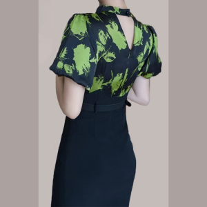 TR35579# 绿色泡泡袖连衣裙夏季新款法式赫本风茶歇新中式女装小黑裙 服装批发女装服饰货源