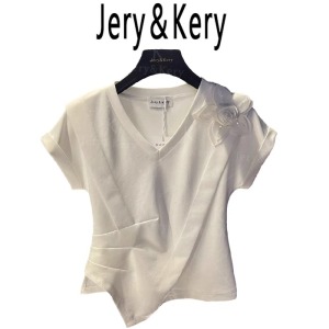 RM11928#高级感春夏新款小众设计白玫瑰V领显白显瘦T恤上衣女