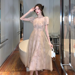 RM21352#法式复古露肩长裙温柔系甜美设计感褶皱拼接网纱连衣裙
