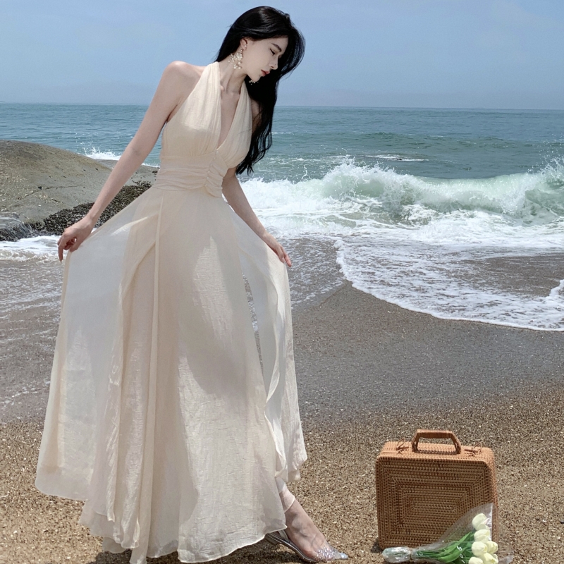 實拍美神降臨無袖V領掛脖連衣裙夏季新款溫柔氣質收腰顯瘦長裙子