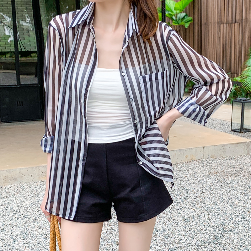 實拍韓版夏季新款女裝翻領薄款防曬服基礎款雪紡衫開衫襯衫襯衣