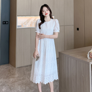 RM15251#夏季法式甜美温柔风白色刺绣超圆领泡泡袖连衣裙